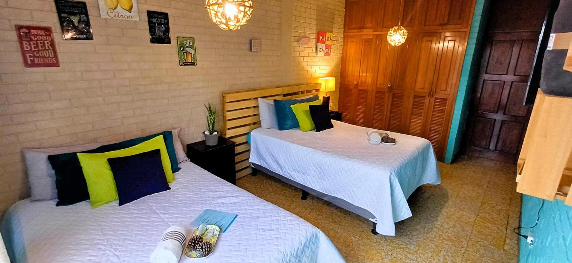 Hostal De Lucca Гватемала Экстерьер фото