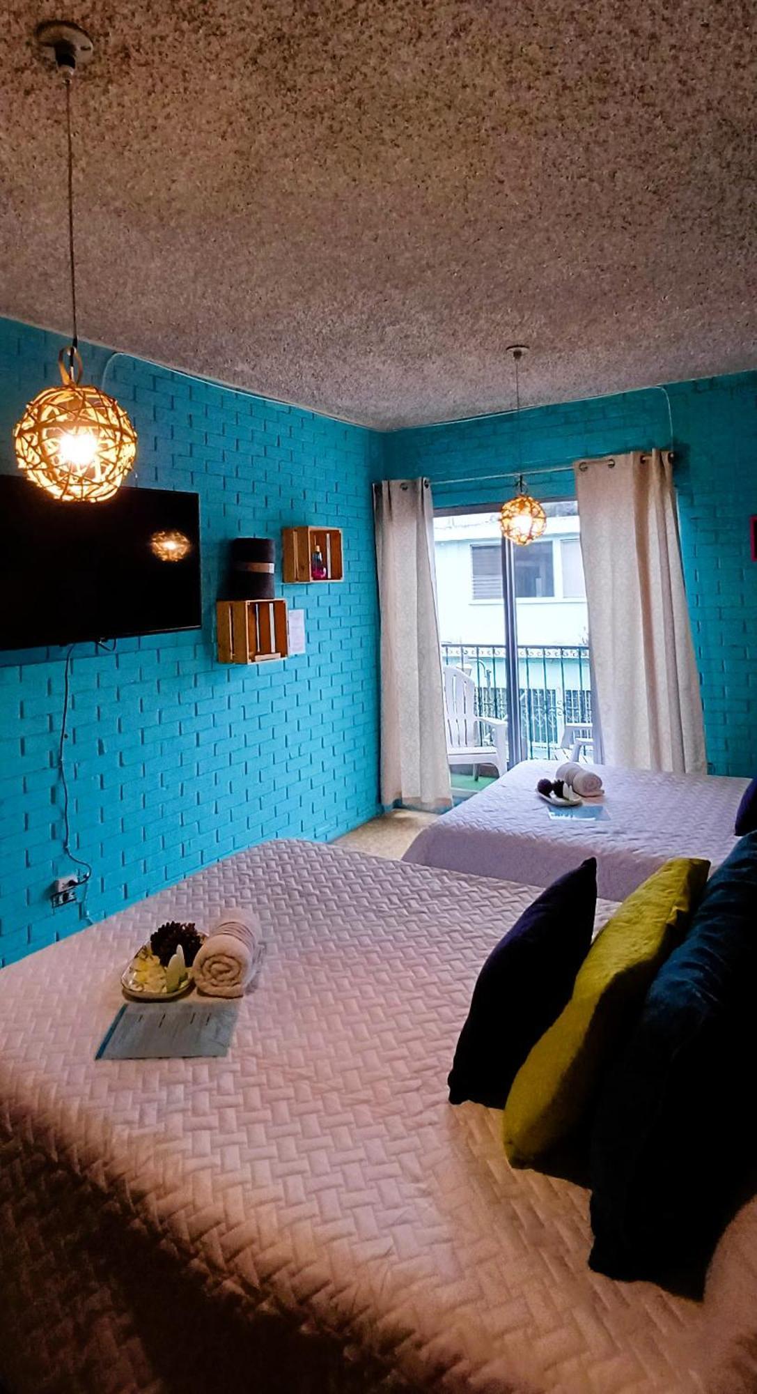 Hostal De Lucca Гватемала Экстерьер фото