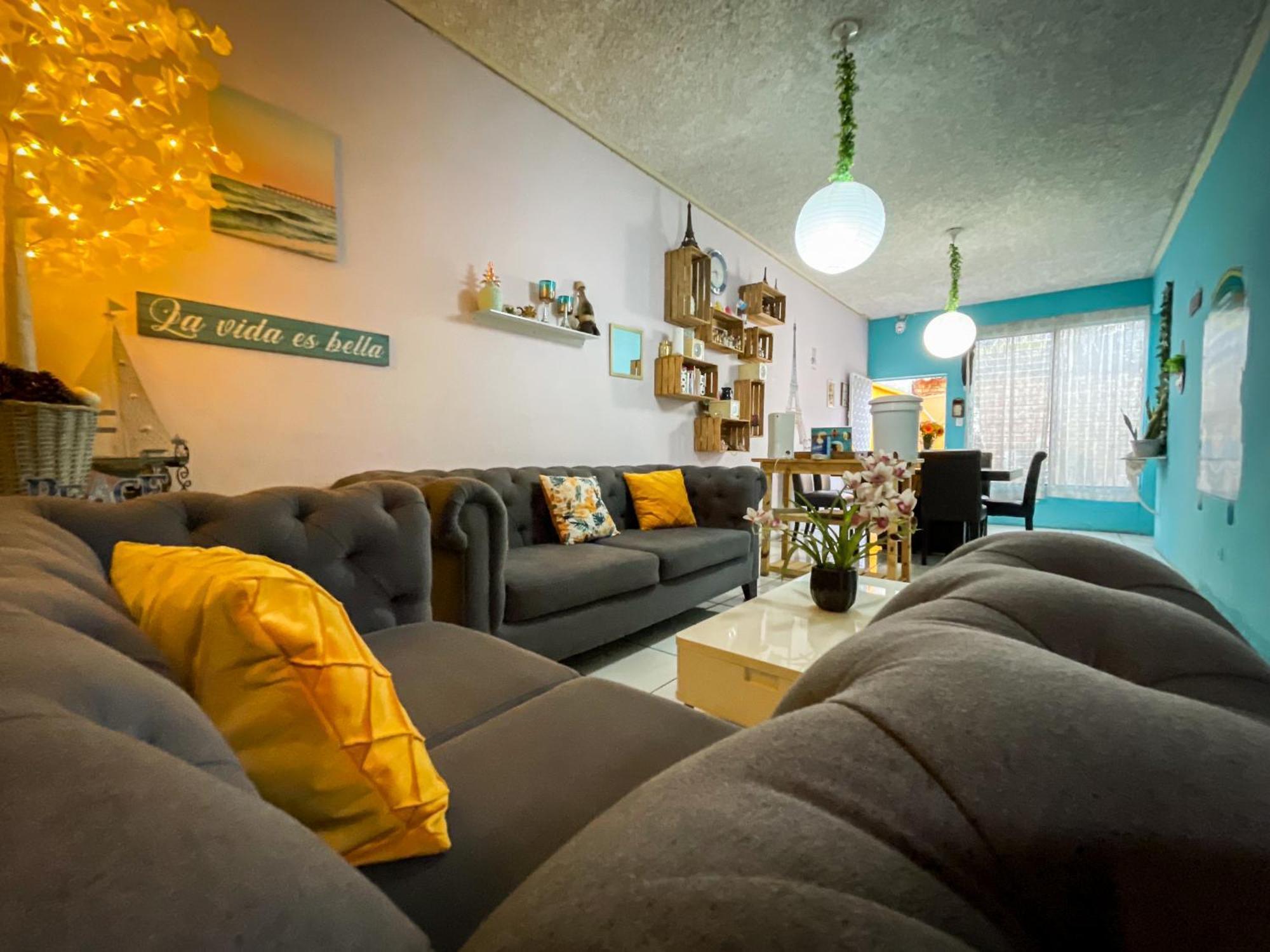 Hostal De Lucca Гватемала Экстерьер фото